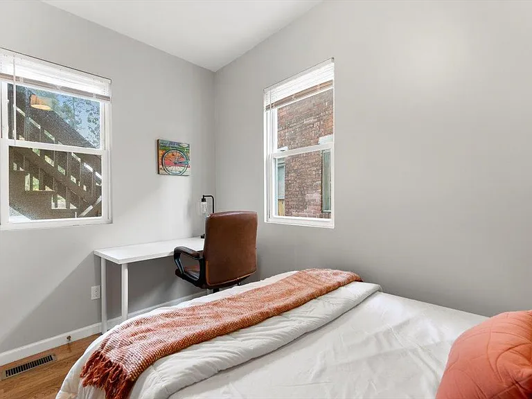 58 Vernon St #1 — Photo 12