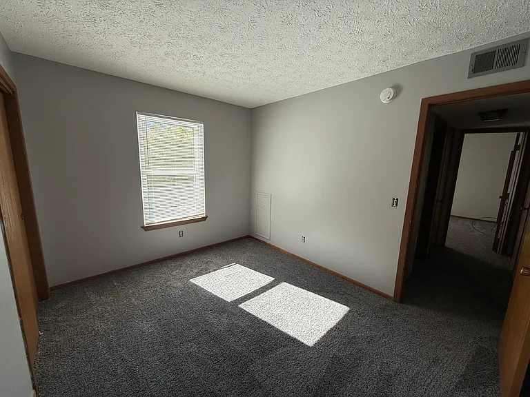 3932 W 13th St #2 — Photo 6