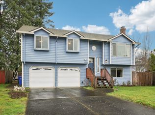5009 NE Emerson Ct, Portland, OR 97218