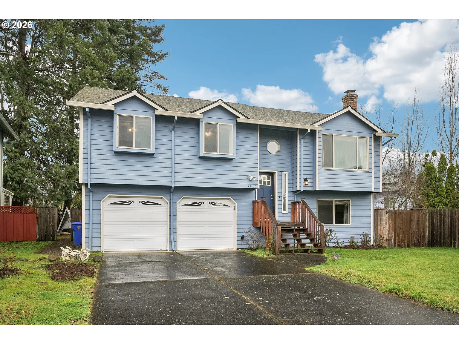 5009 NE Emerson Ct photo 1