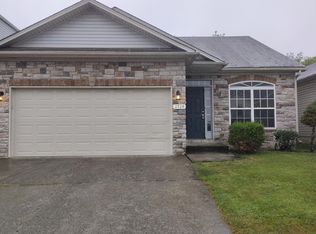 2724 Red Clover Ln, Lexington, KY 40511