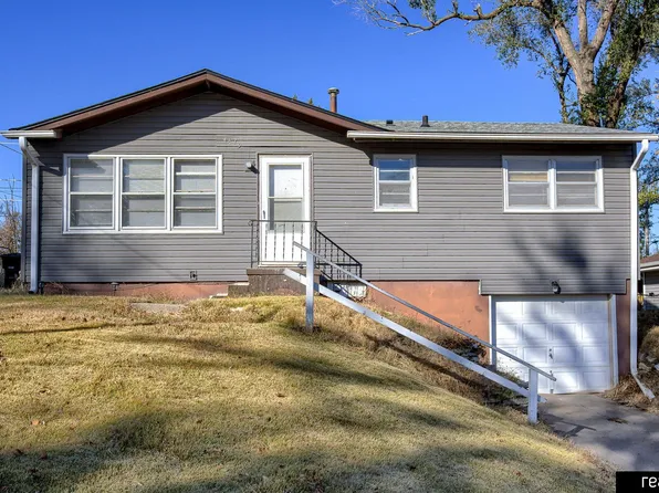 4676 Kansas Ave, Omaha, NE 68104