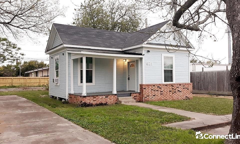 1st image of 821 6th Ave N