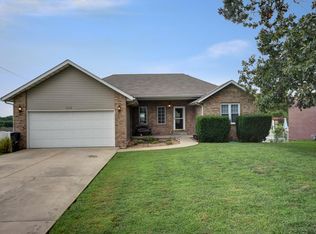 3719 N Farm Road 147, Springfield, MO 65803