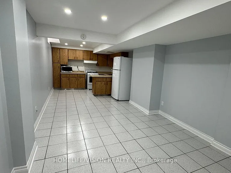 492 Raymerville Dr #BASEMENT — Photo 7