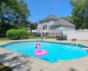 3 Wildflower Dr, Sutton, MA, 01590