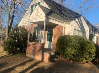 878 W Lincoln Ave, Birmingham, MI 48009