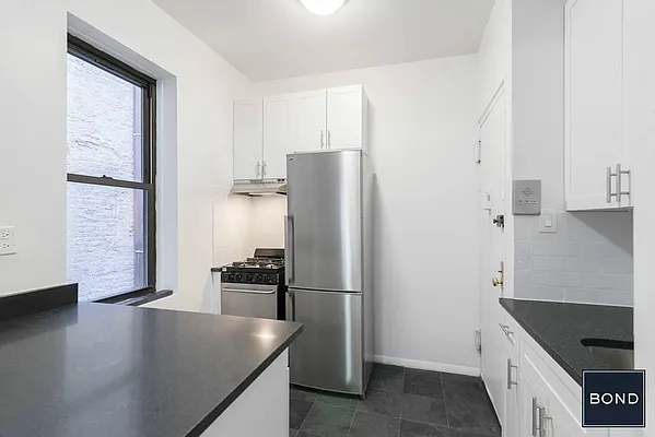 Rented by Bond New York | media 26