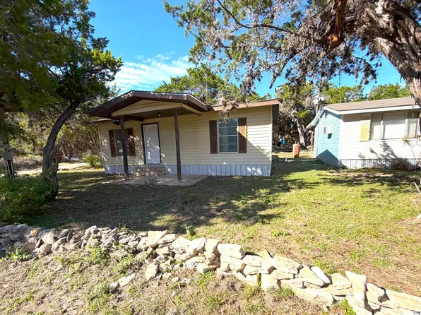 140 Romian Way "2 Cabins", Lakehills, TX 78063