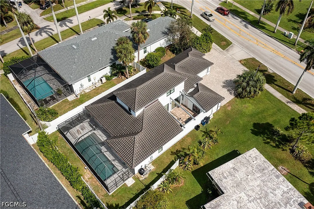 5 bed, 4.0 bath, 3029 sqft, $5,900 — Photo 1