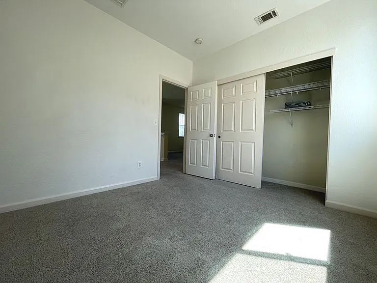 1426 Bello Dr — Photo 15