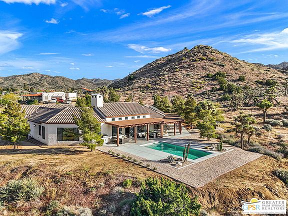 2nd image of 58398 Santa Barbara Dr