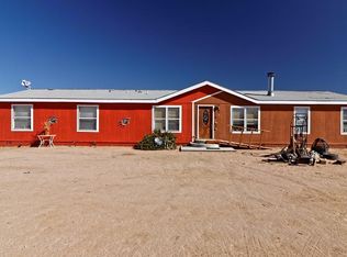 7645 Camellia Rd, Phelan, CA 92371