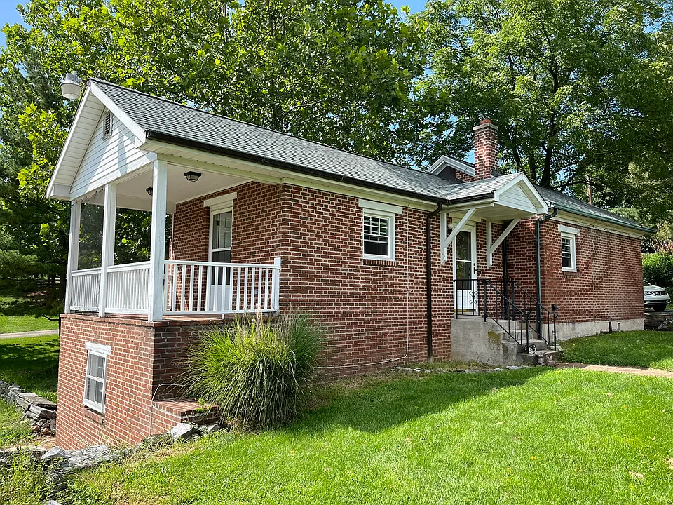 200 Snyder Dr