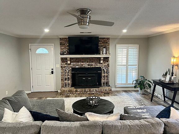 5th image of 3317 Mayberry Landing Dr