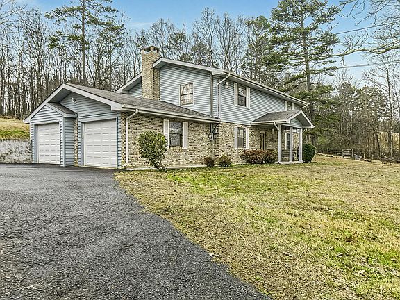 2nd image of 428 Dodd Rd