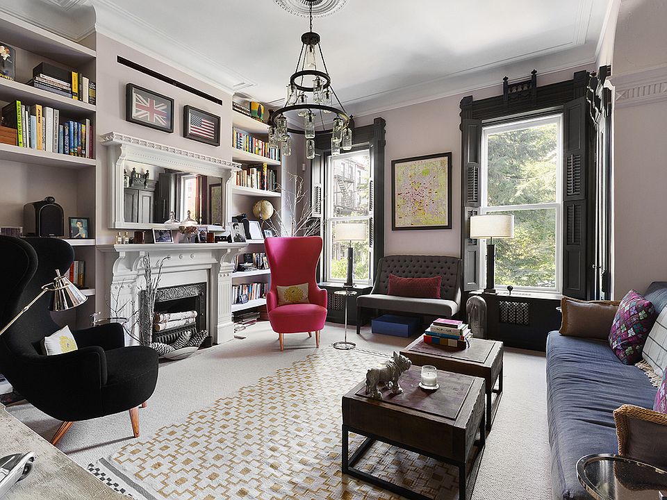 1st image of 226 6th Ave APT 1