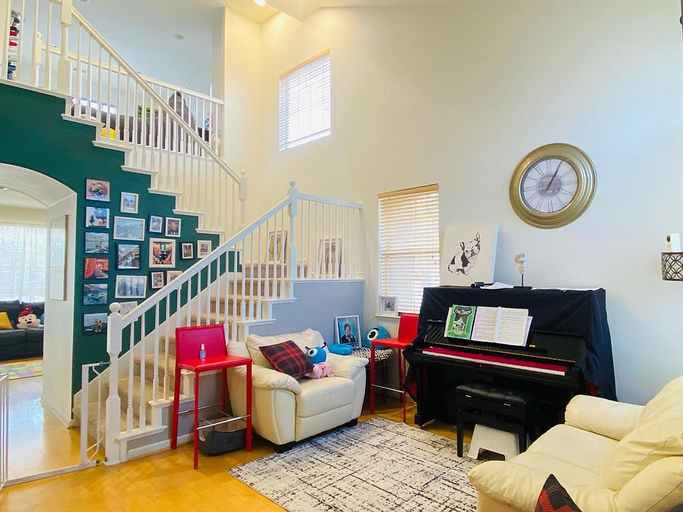 1st image of 283 Zoria Farms Ln