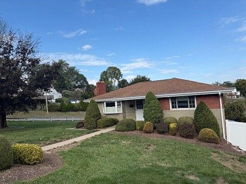 2nd image of 201 Orchard Park Dr
