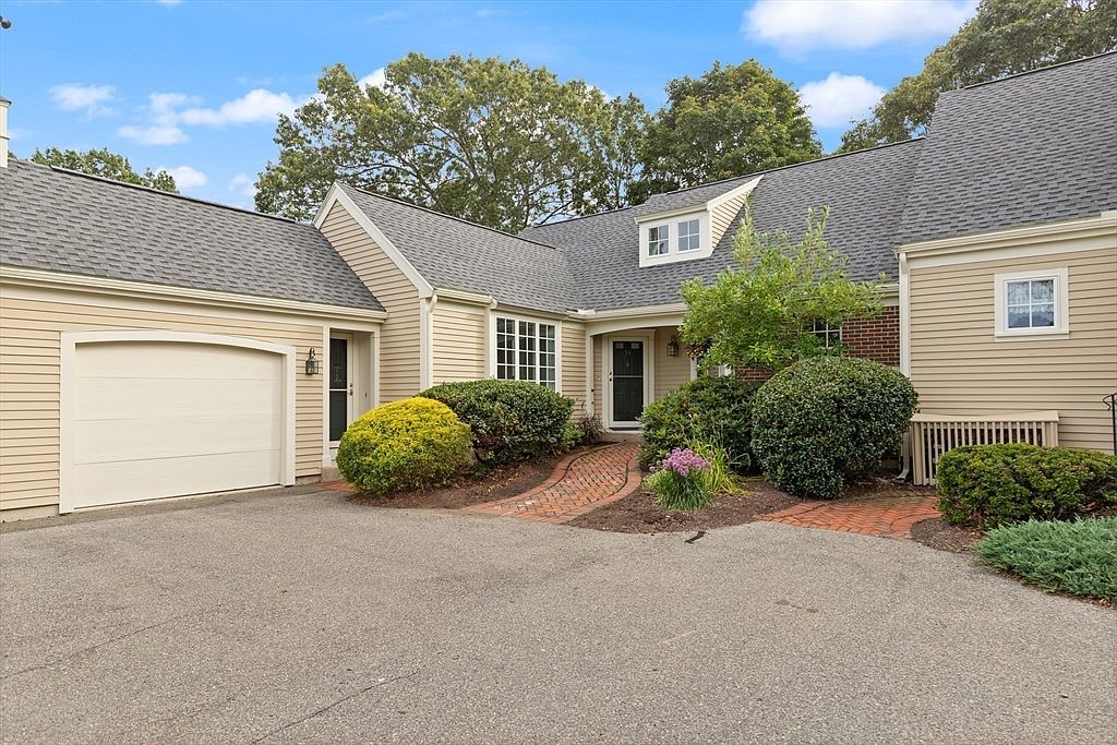 34 Great Hill Dr #34, Topsfield, MA 01983 | Zillow
