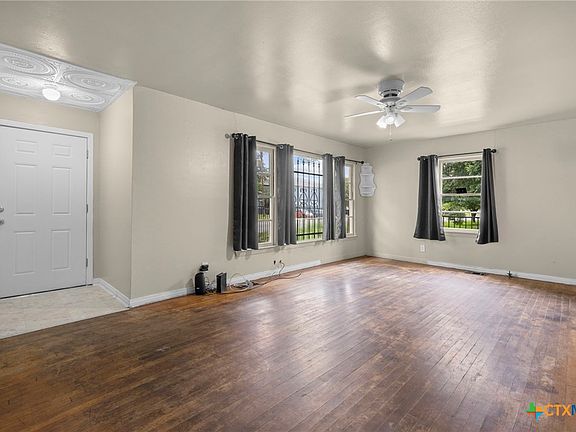 4th image of 1104 N 10th St