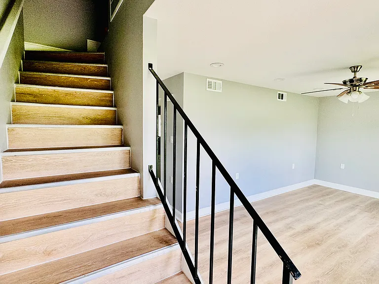 5 Pine Ln — Photo 14