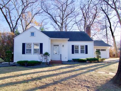 15 Strathmore St, Springfield, MA, 01109