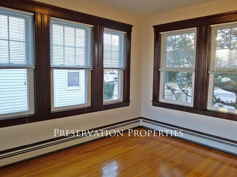 4 Derby Rd #1 — Photo 7