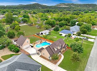 627 Live Fls, Canyon Lake, TX 78133