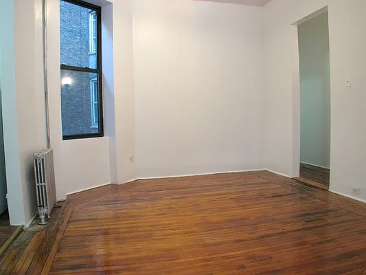 Rented by Concept Real Estate Group | media 21