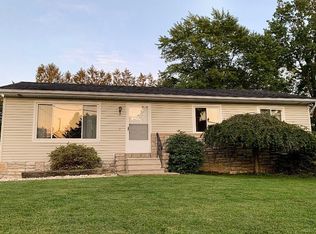 95 Meadowridge Rd, Mogadore, OH 44260