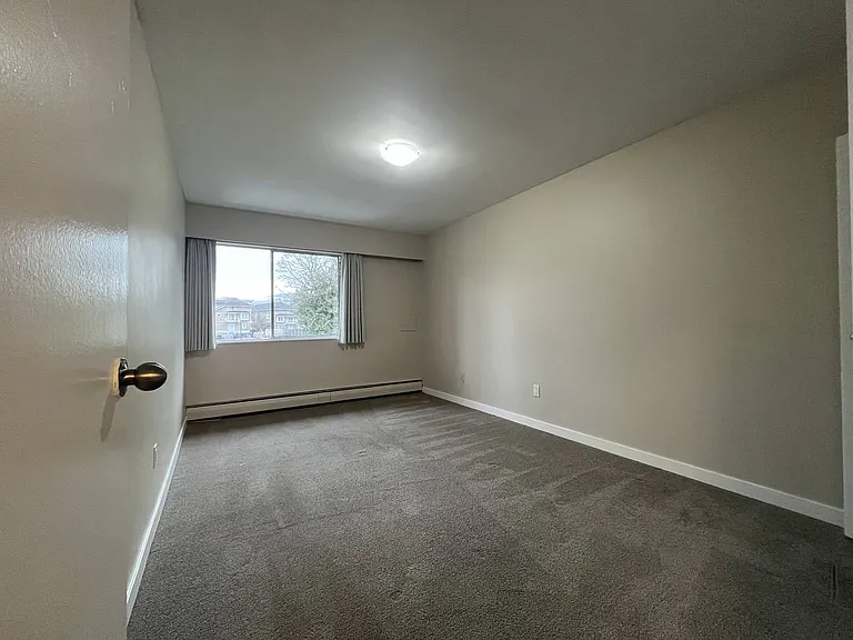 600 Smith Ave — Photo 6