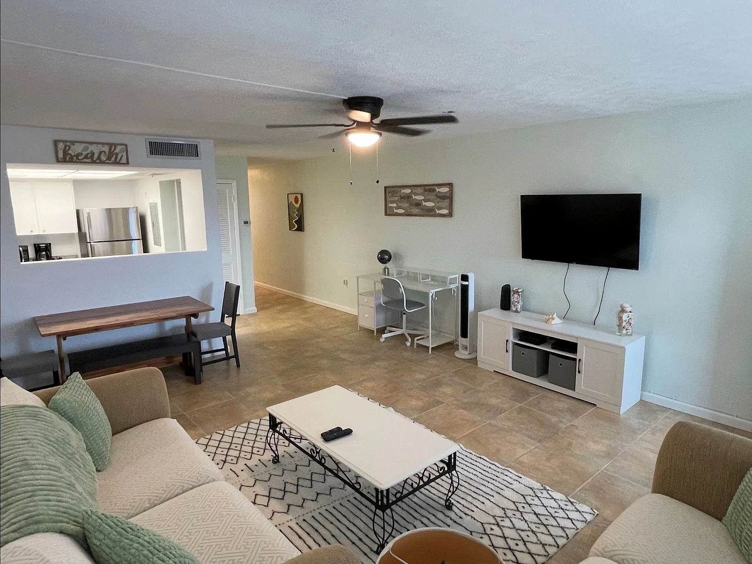 1 bed, 790 sqft, $1,875 — Photo 2