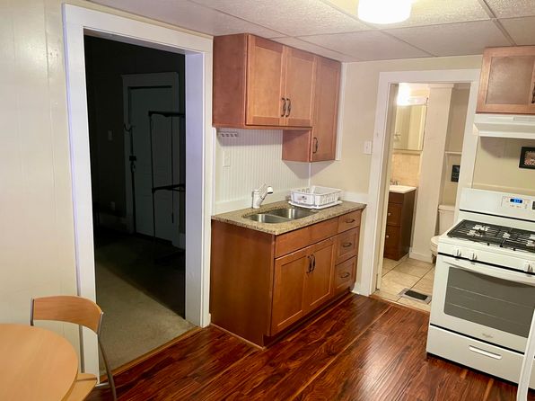 1601 Kenilworth Ave APT B