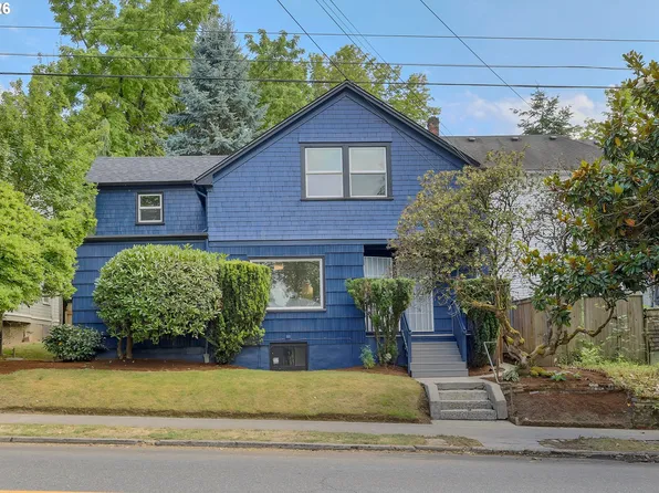 1712 SE Stark St, Portland, OR 97214
