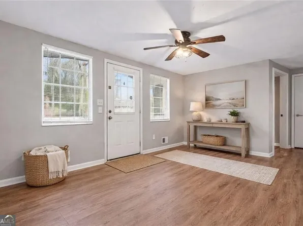 2116 Terry Ln, Douglasville, GA 30135