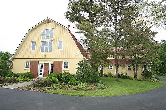 1st image of 1001 Dranesville Manor Dr