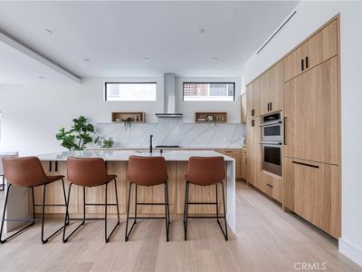 949 10th St #1, Santa Monica, CA, 90403