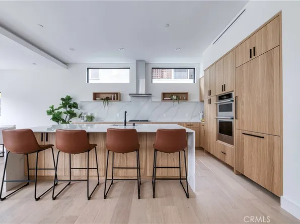 949 10th St #1, Santa Monica, CA 90403