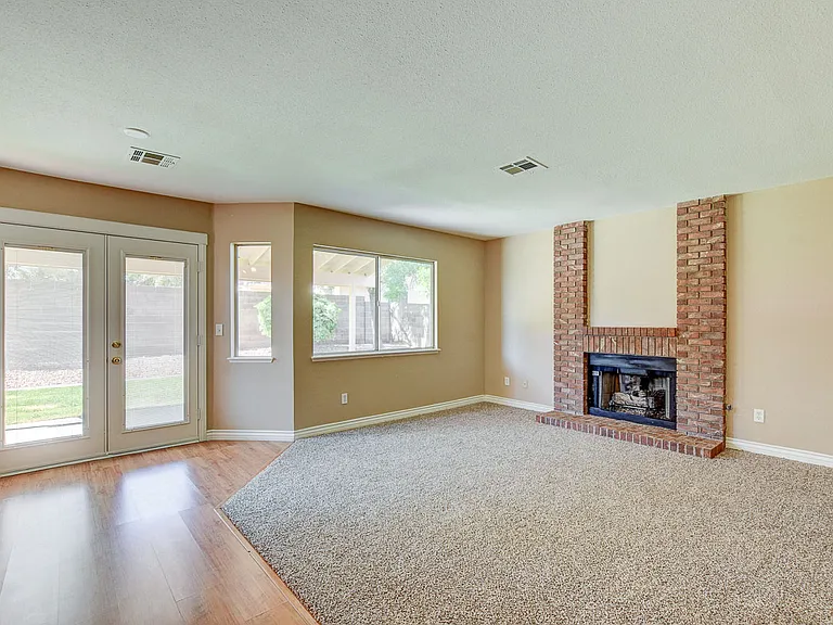 1833 Escondido Ter — Photo 19