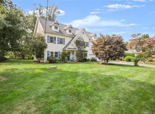 247 Homefair Dr, Fairfield, CT 06825