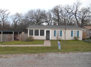 2715 Cedarhill St, Granbury, TX 76048
