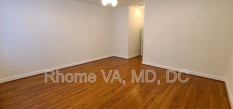 2205 Highbourne Dr — Photo 16