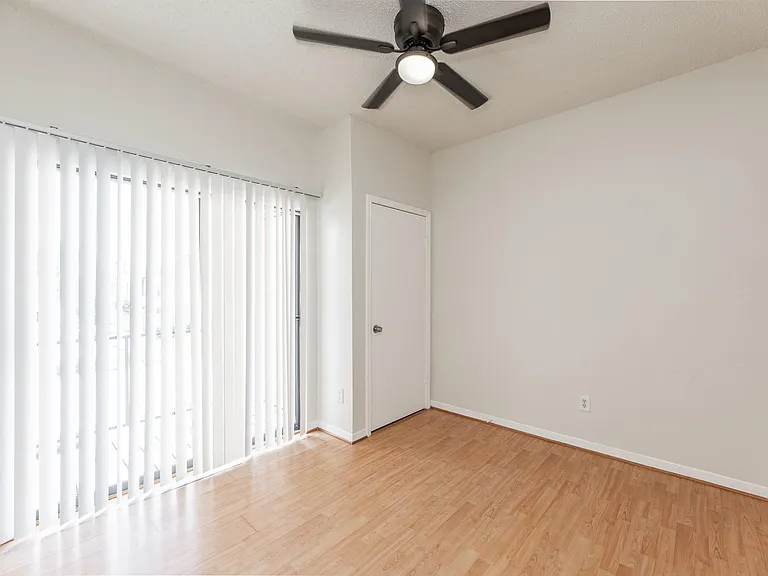 3742 Thistlemont Dr — Photo 21