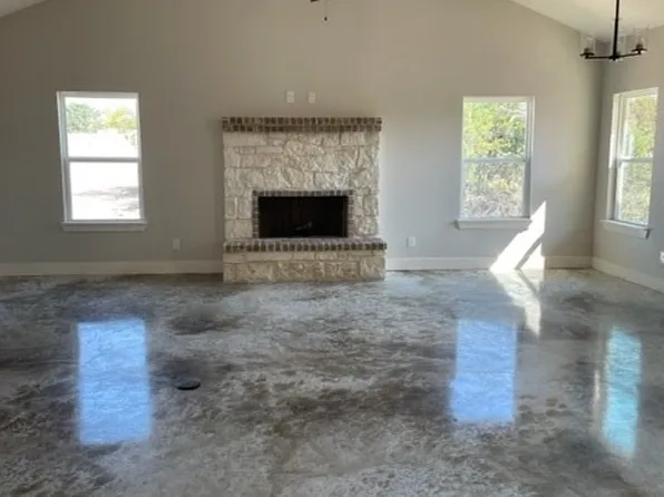 640 County Road 2675, Alvord, TX 76225