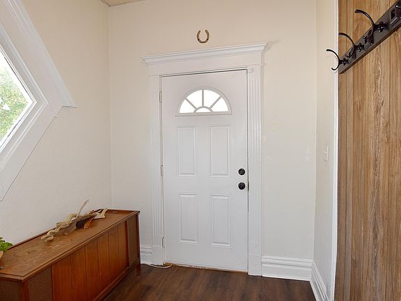 2nd image of 118 Adams Ave