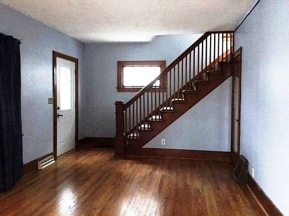 5th image of 3114 18th Ave