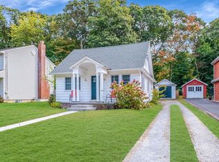 86 Norton Dr, East Northport, NY 11731