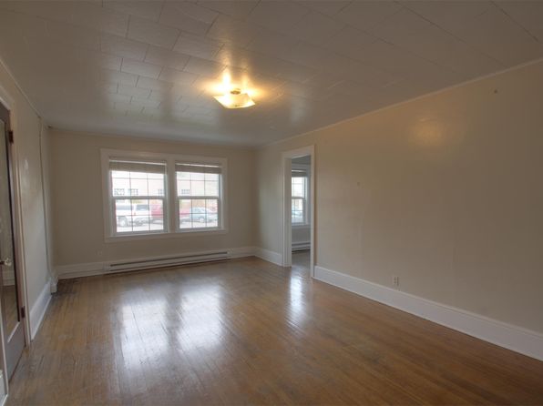 439 University Ave APT 33