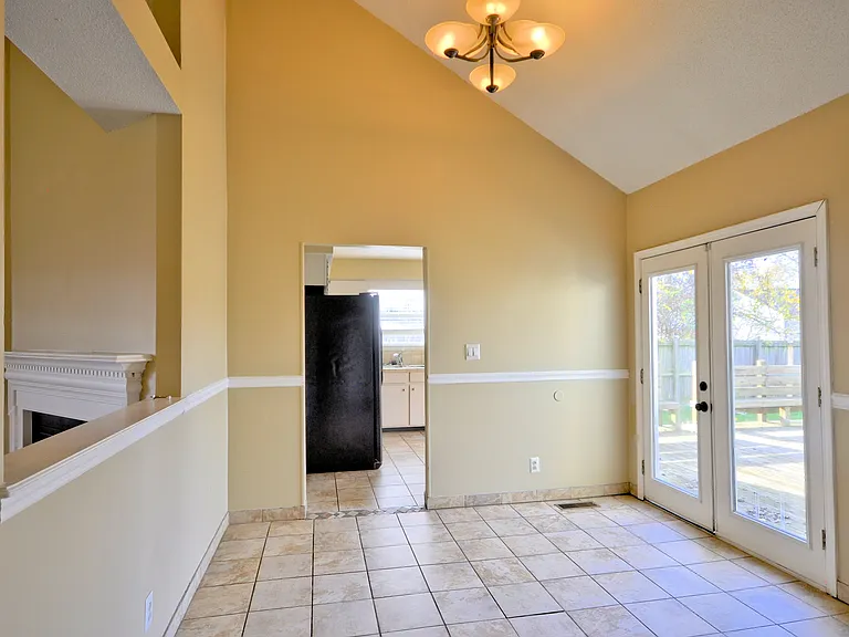 1942 Timberline Way — Photo 7